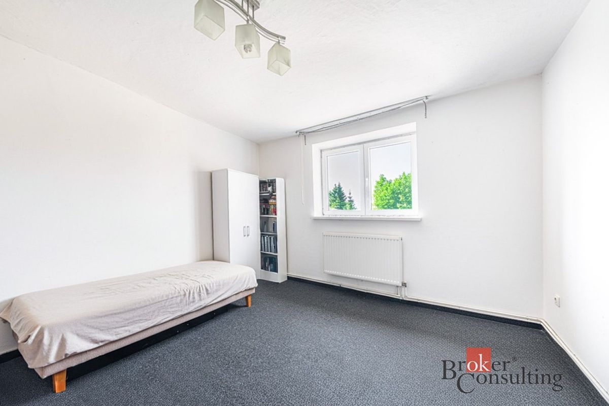 Prodej rodinného domu 140 m², pozemek 330 m² – fotografie 5