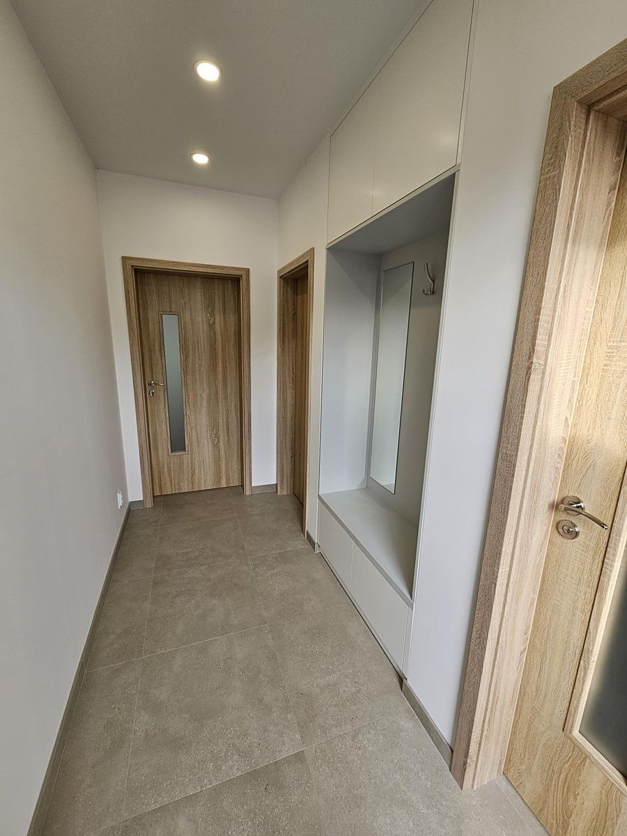 Pronájem bytu 5+kk 145 m² – fotografie 5