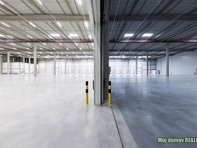 Комерційне приміщення в оренду, 10 200 м² (8 з 11)