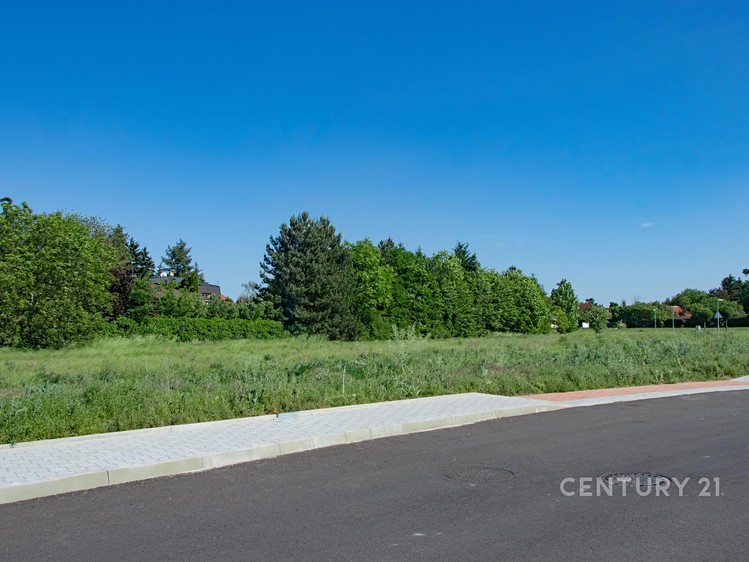 Prodej pozemku, 722 m² (1 z 13)