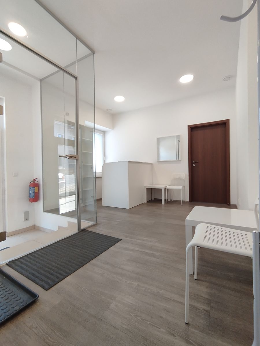 Pronájem ordinace 57 m² – fotografie 3