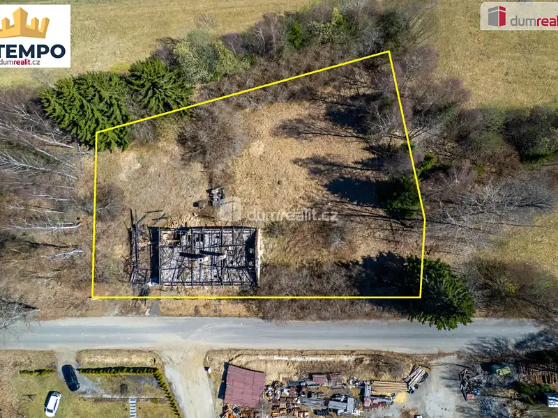Prodej rodinného domu 327 m², pozemek 2947 m², Lenora – náhled fotky 1