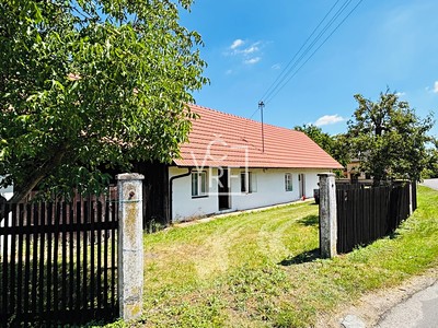 Prodej  rodinného domu 150 m², pozemek 1 443 m²