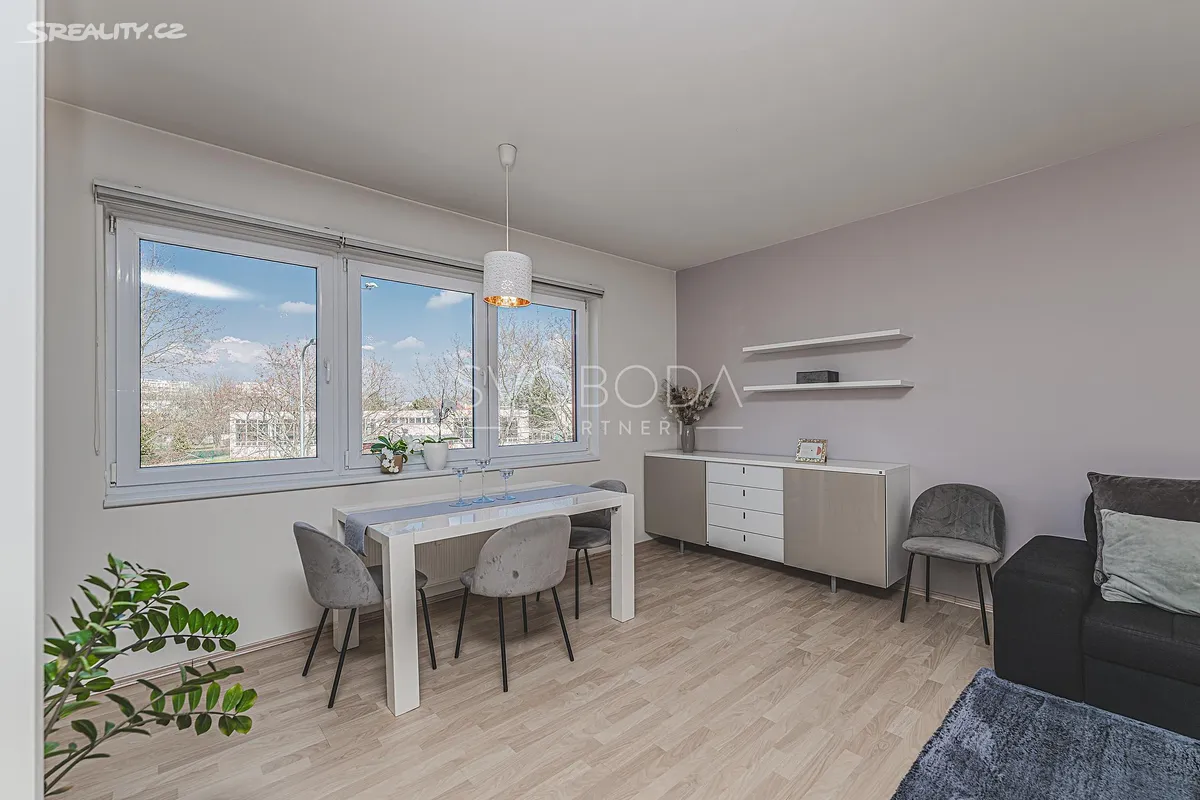Pronájem bytu 2+kk 64 m² – další