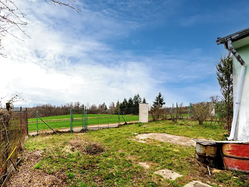 Prodej stavebního pozemku 480 m², Hrusice – náhled fotky 3