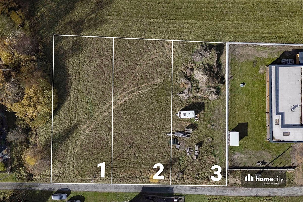 Prodej stavebního pozemku 900 m² – fotografie 3