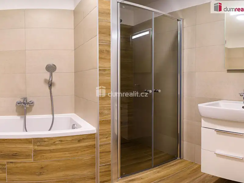 Prodej bytu 3+kk 80 m², Všemina – náhled fotky 2