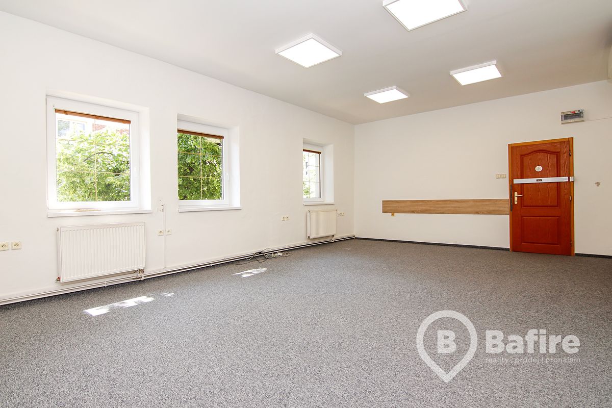 Pronájem kanceláře 104 m²