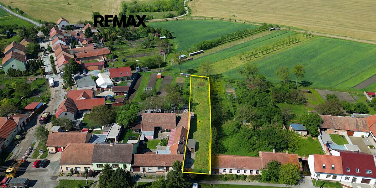 Pronájem zahrady 992 m² – fotografie 2