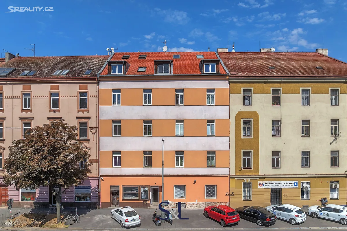 Prodej obchodního prostoru 222 m², Novovysočanská
