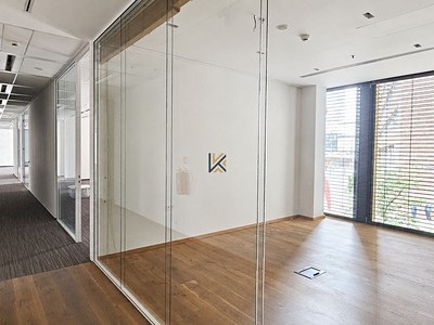Комерційне приміщення в оренду, 1 070 м² (2 з 7)