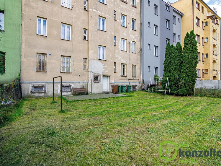 Комерційне приміщення на продаж, 450 м² (5 з 38)