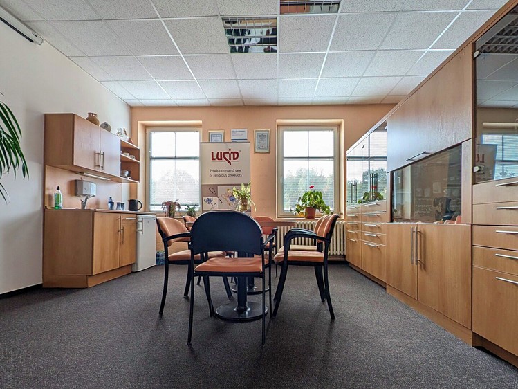 Комерційне приміщення на продаж, 3 000 м² (6 з 27)
