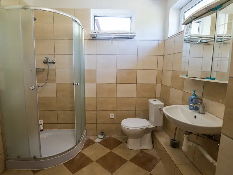 Prodej rodinného domu 160 m², pozemek 579 m², Žihobce – náhled fotky 2