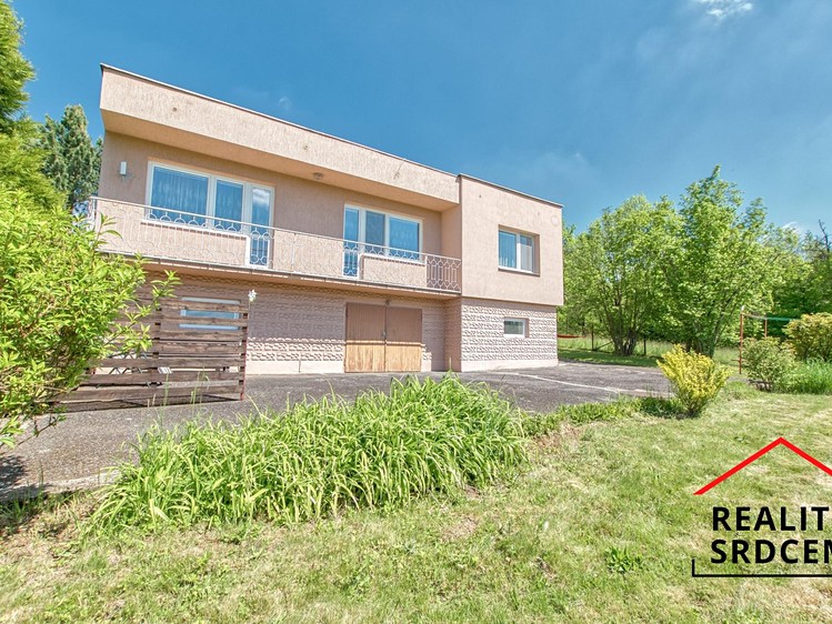 Prodej domu, 229 m² (40 z 60)
