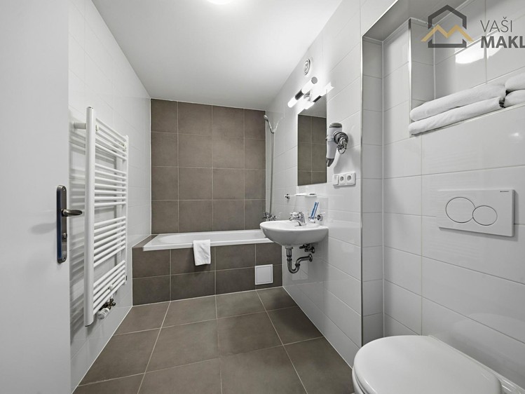 Gewerbefläche zum Kauf, 649 m² (32 von 35)