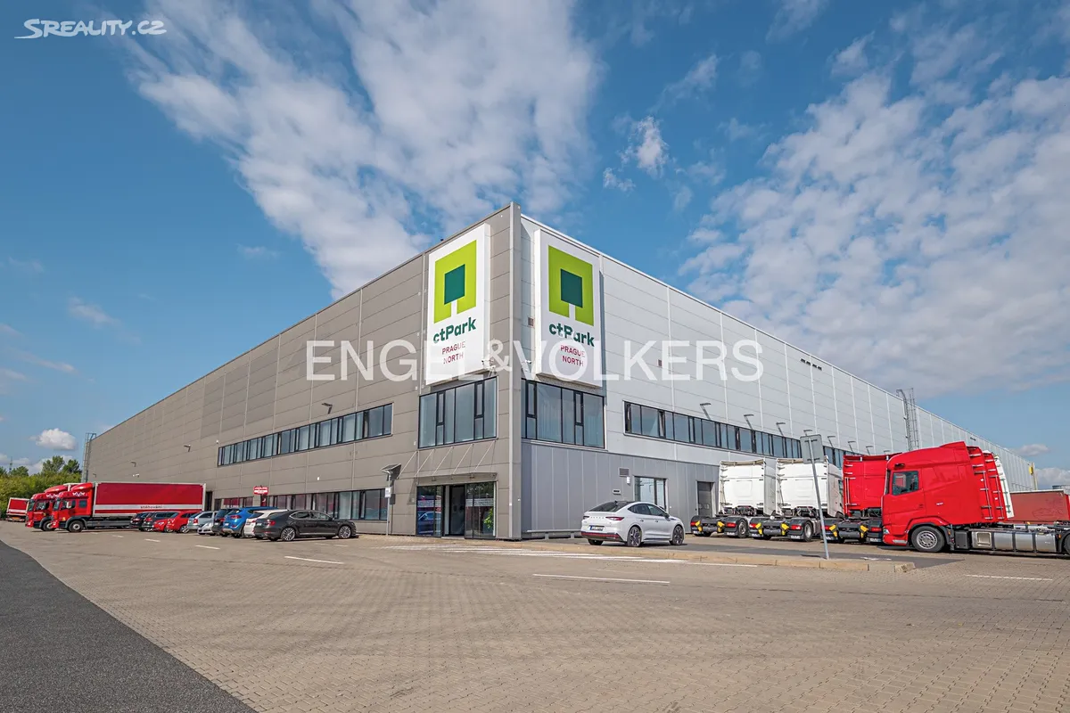 Pronájem skladového prostoru 300000 m², Kozomín