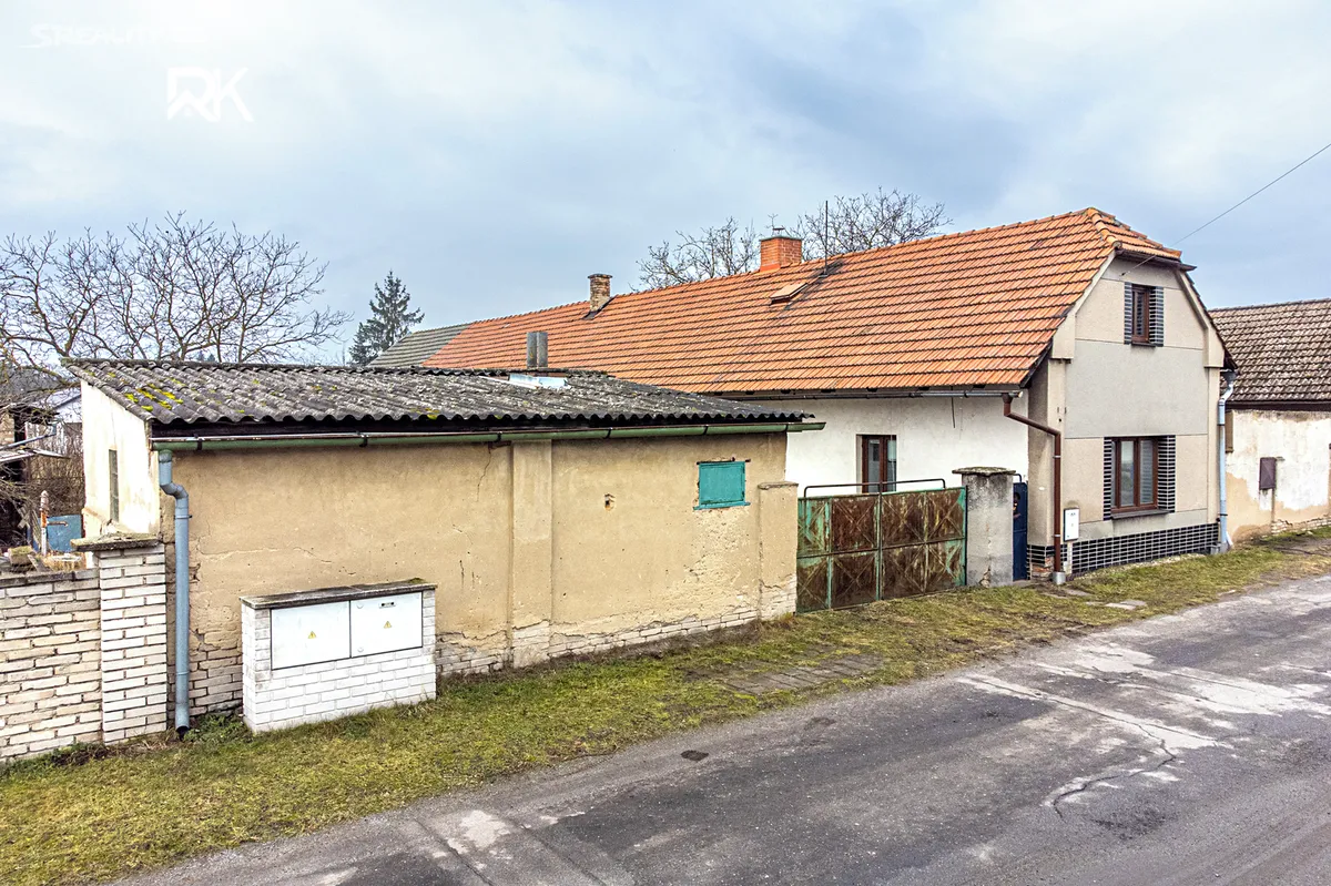 Prodej rodinného domu 164 m², pozemek 1157 m², Dlouhá