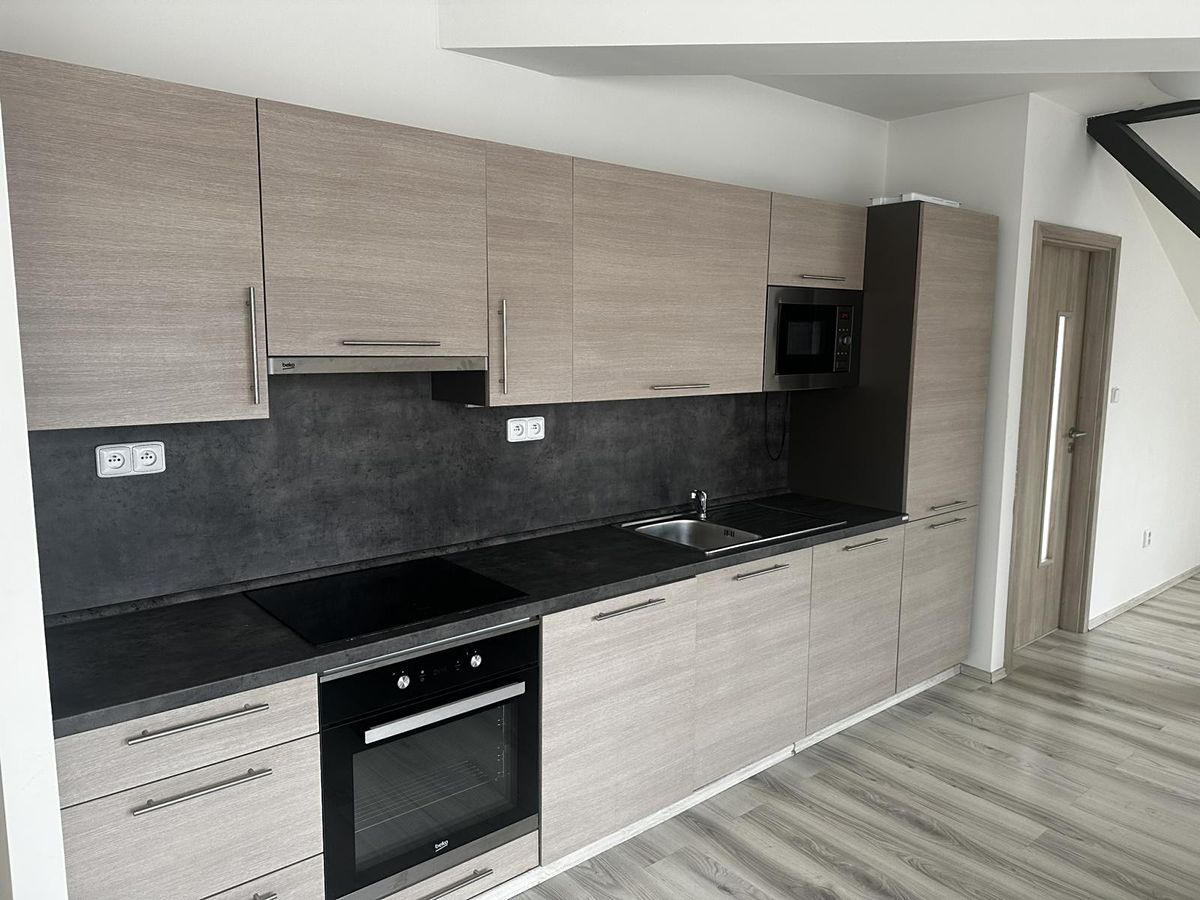 Pronájem bytu 2+kk 62 m²