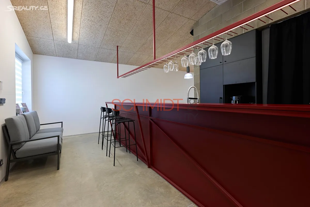 Pronájem obchodního prostoru 146 m² – pohled 3