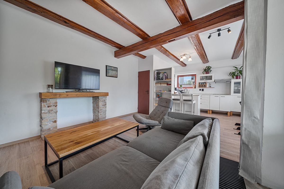 Prodej rodinného domu 160 m², pozemek 770 m² – fotografie 4