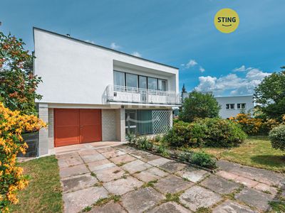 Prodej rodinného domu 220 m², pozemek 768 m²