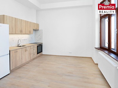 Pronájem bytu 2+kk 43 m²