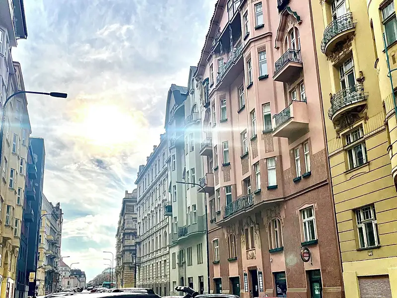 Prodej komerční nemovitosti 400 m², Praha – náhled fotky 1