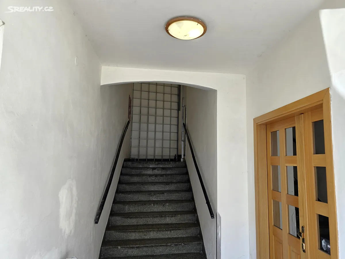 Pronájem kanceláře 60 m² – pohled 5