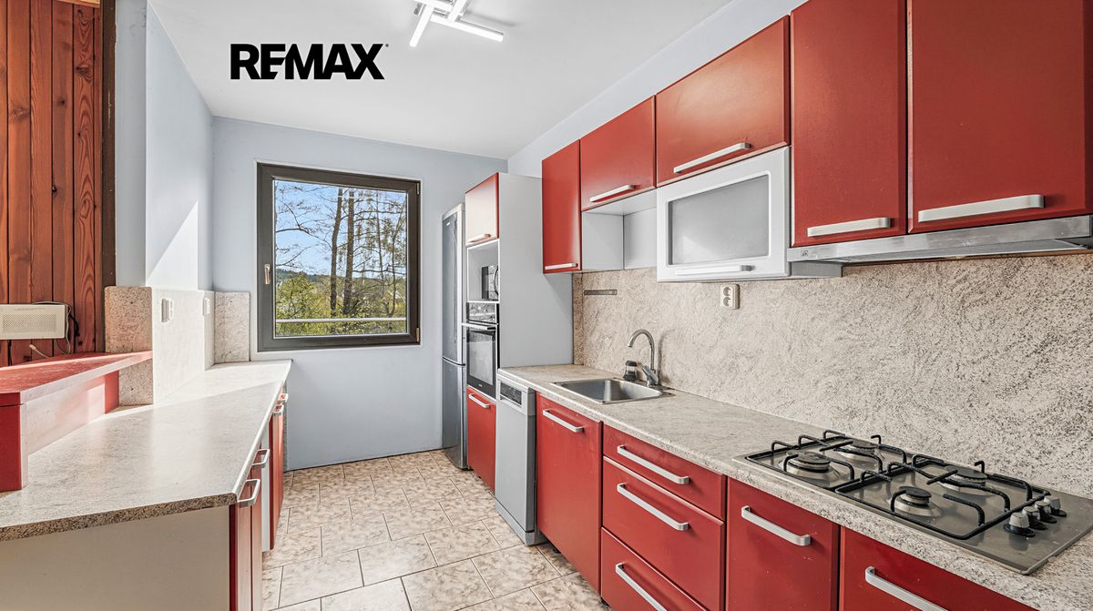 Prodej rodinného domu 164 m², pozemek 713 m² – fotografie 3