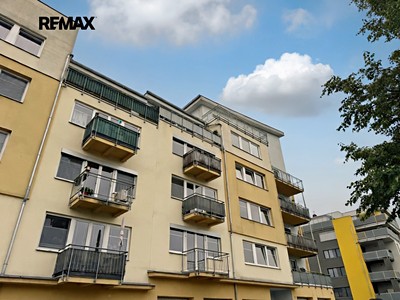 Pronájem bytu 1+kk 53 m²