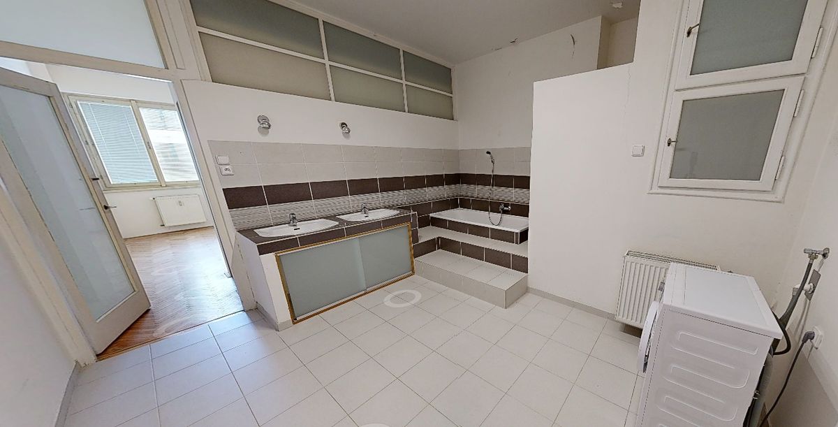 Pronájem bytu 3+1 135 m² – fotografie 5