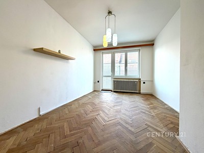 Pronájem bytu 3+1, 64 m² (2 z 6)