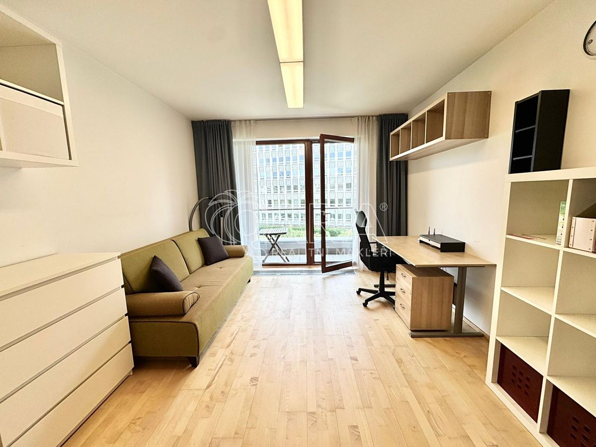 Pronájem bytu 1+kk 32 m²