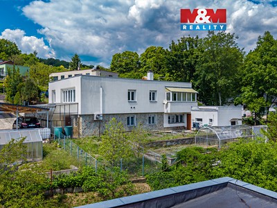 Prodej  rodinného domu 342 m², pozemek 852 m²