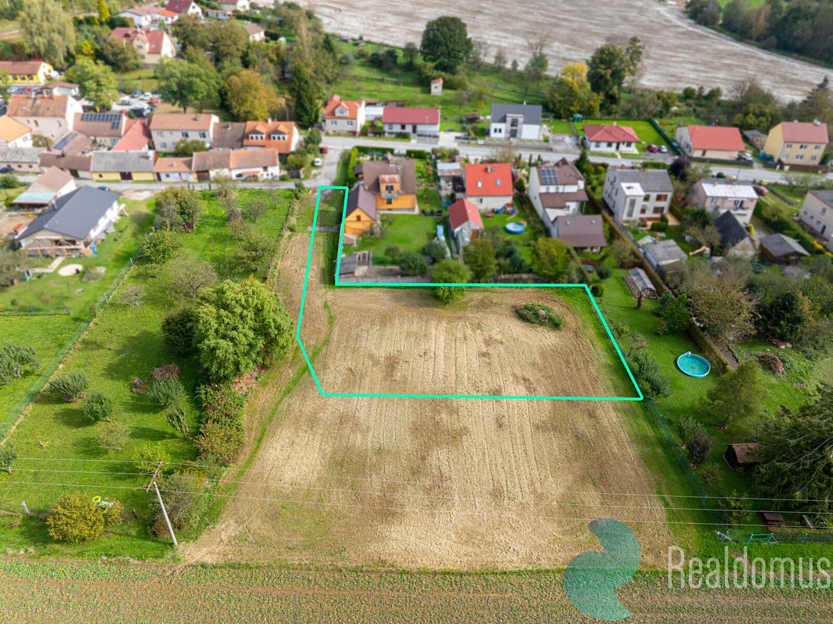 Prodej stavebního pozemku 1314 m² – fotografie 2