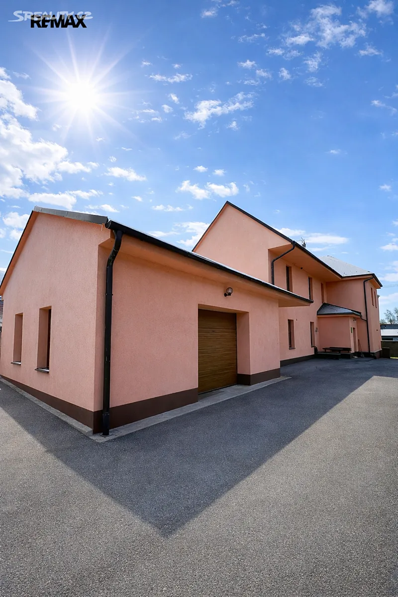 Prodej komerční nemovitosti 344 m², Zaječice