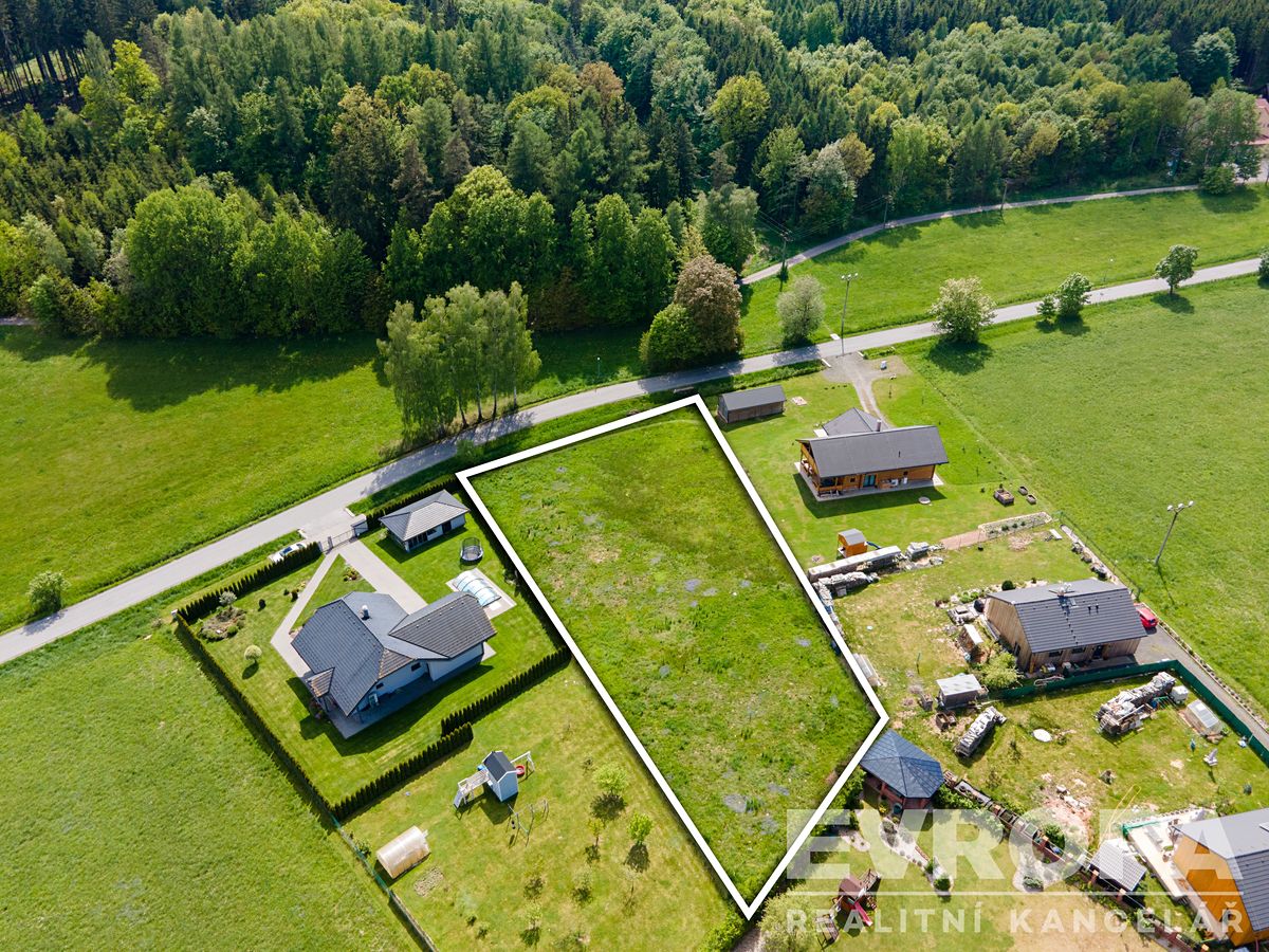 Prodej stavebního pozemku 2695 m² – fotografie 2