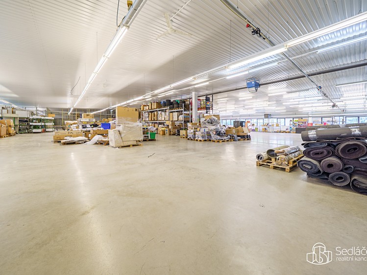 Prodej komerčního prostoru, 3 089 m² (26 z 28)