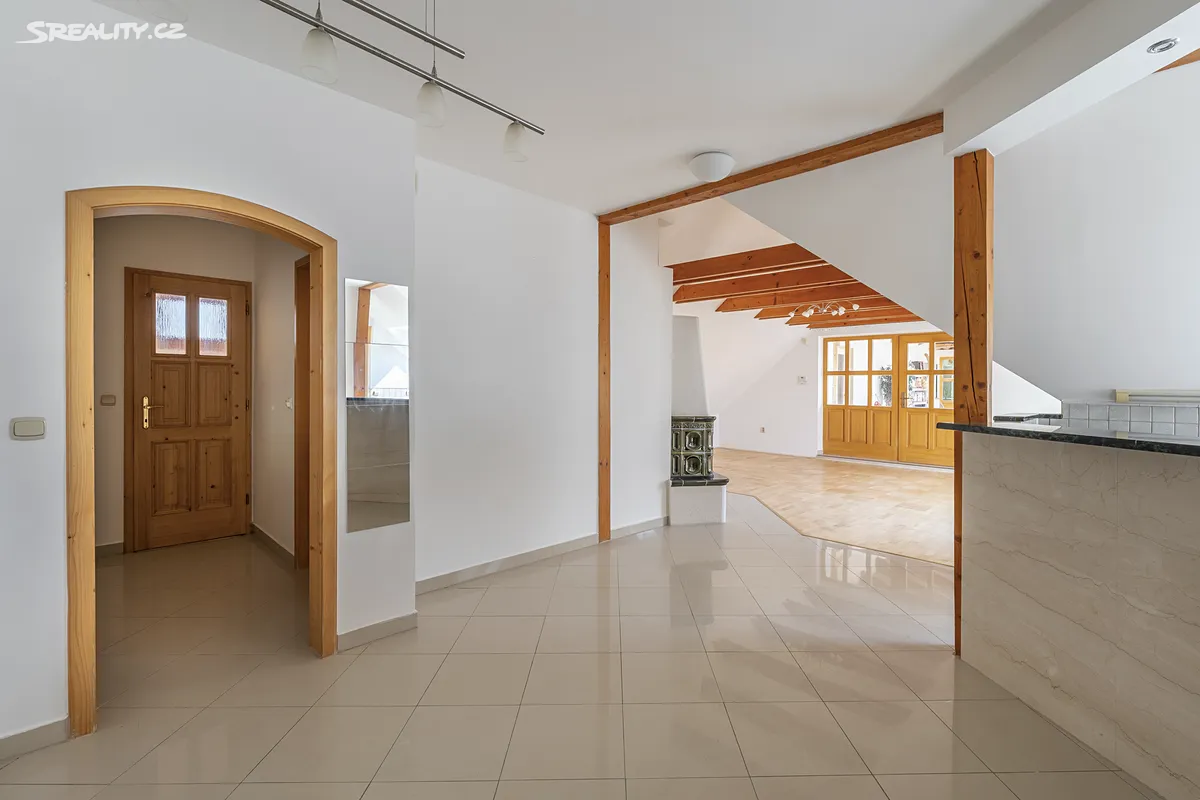 Prodej bytu 4+kk 200 m² – pohled 3