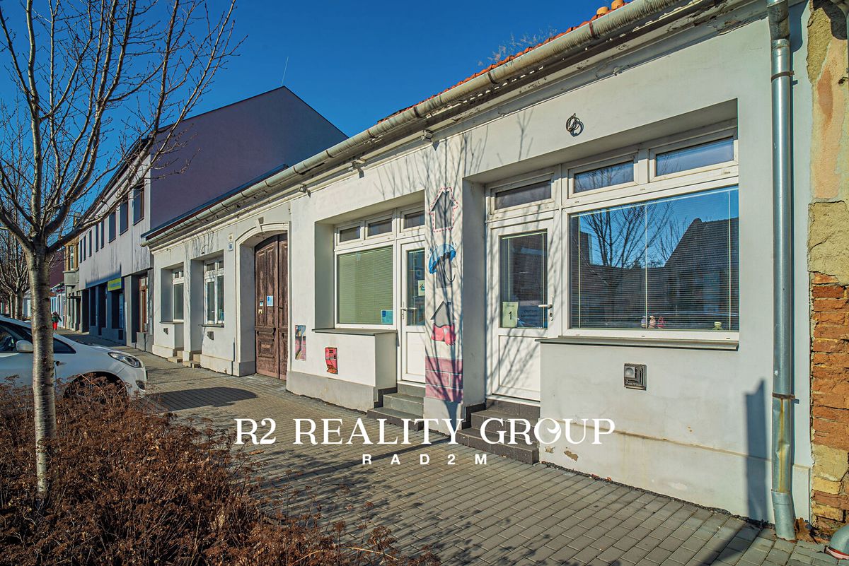 Prodej rodinného domu 178 m², pozemek 498 m² – fotografie 2