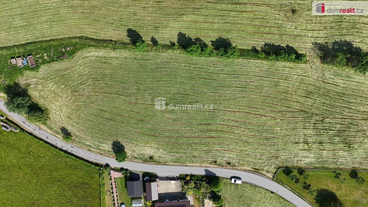 Prodej stavebního pozemku 2348 m² – fotografie 5