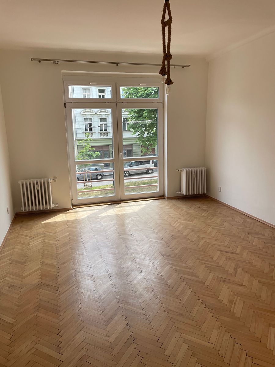Pronájem bytu 1+kk 40 m²