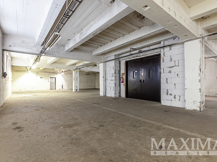 Комерційне приміщення в оренду, 1 150 м² (29 з 30)