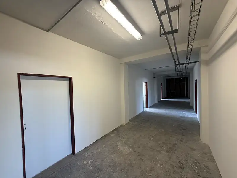 Pronájem skladového prostoru 36 m², Kamenice – náhled fotky 1