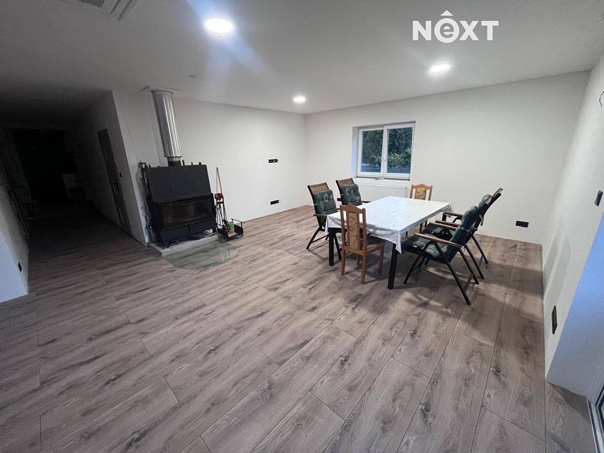 Prodej rodinného domu 258 m², pozemek 1924 m² – fotografie 4