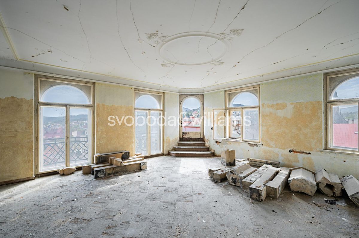 Prodej činžovního domu 1200 m² – fotografie 3