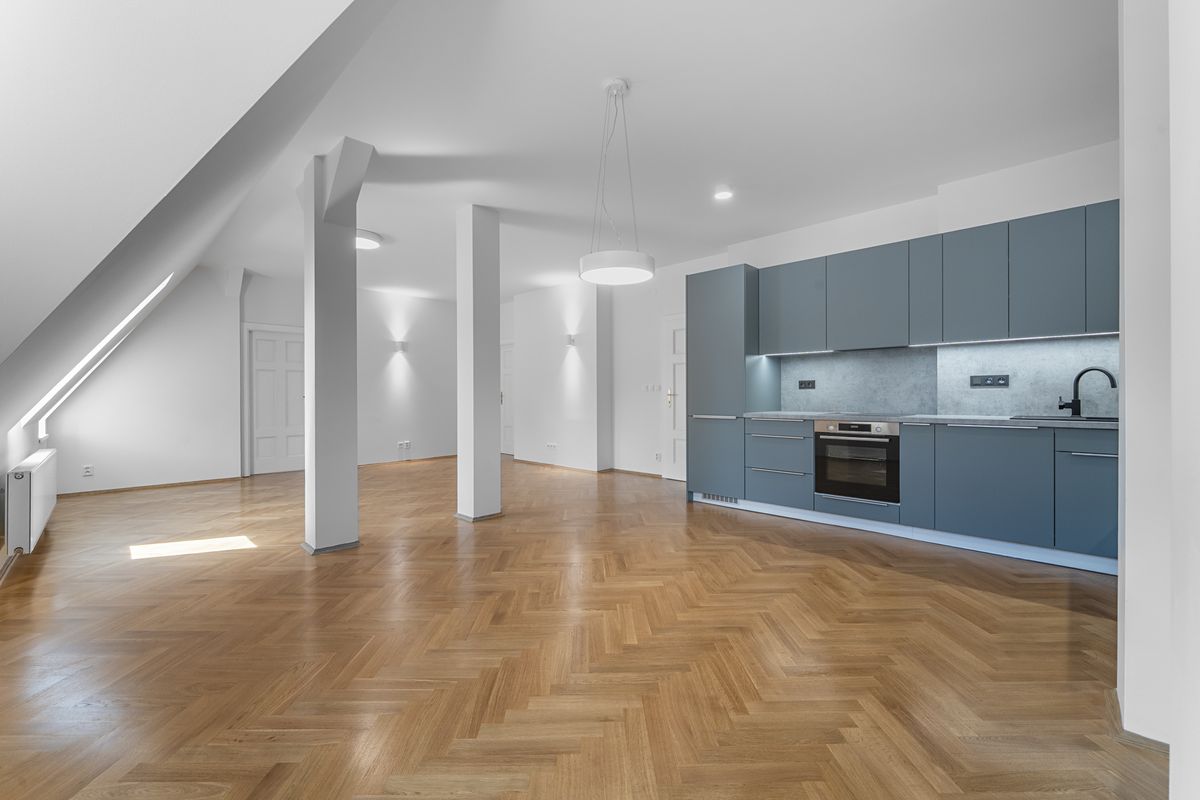 Pronájem bytu 3+kk 100 m²