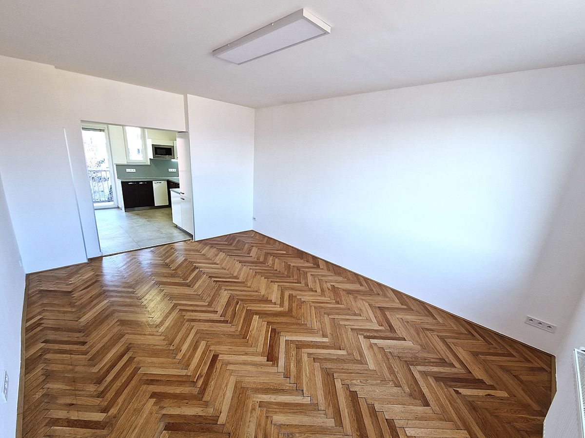 Prodej bytu 3+1 90 m² – fotografie 2