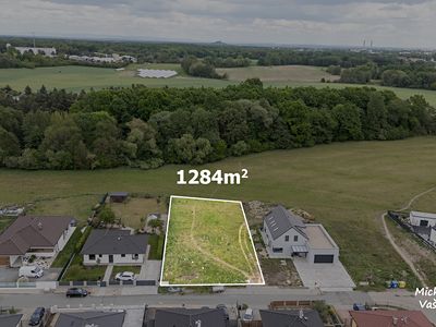 Prodej stavebního pozemku 1284 m²